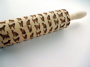 p 3 2 2 322 Cats Embossing Rolling Pin