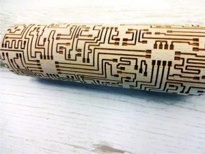 p 1 5 9 2 1592 MICROCHIP Embossing Rolling Pin scaled