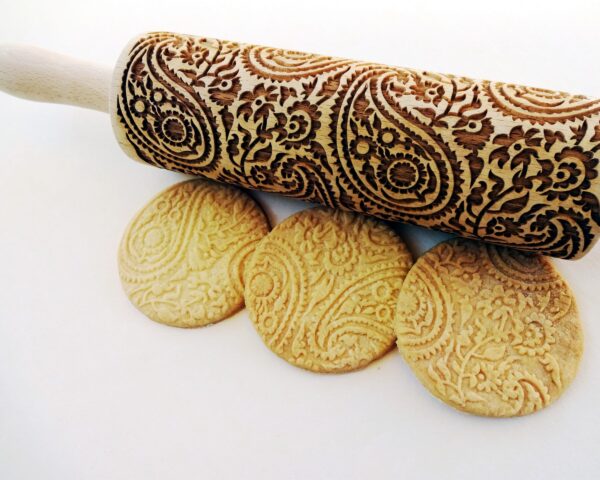 p 6 2 9 629 PAISLEY embossing rolling pin scaled