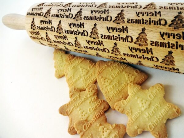 p 7 3 9 739 CHRISTMAS TREE embossing rolling pin