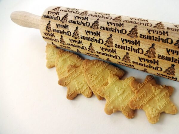 p 7 4 1 741 CHRISTMAS TREE embossing rolling pin