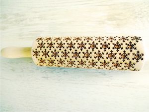 p 7 5 0 750 LET IT SNOW embossing rolling pin scaled