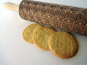 p 8 2 4 824 MAGIC 3D CUBE Embossing Rolling Pin