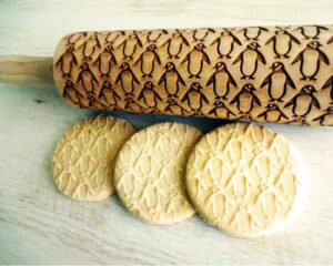 p 8 7 3 873 PENGUINS Embossing Rolling Pin scaled