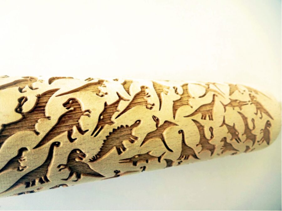 p 9 2 4 924 DINOSAURS Embossing Rolling Pin scaled