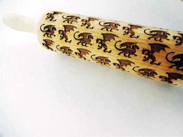 p 9 4 2 942 DRAGONS Embossing Rolling Pin scaled