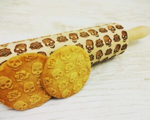 SKULLS and ROSES Embossing Rolling Pin