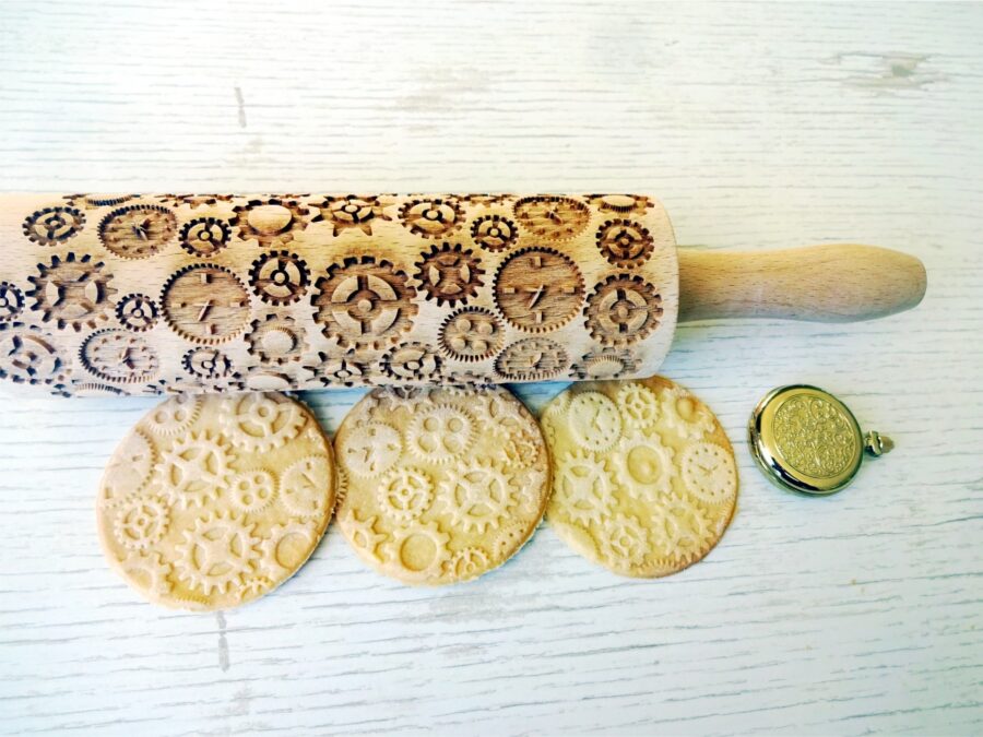p 1 6 1 9 1619 CLOCKS and GEARS Embossing Rolling Pin