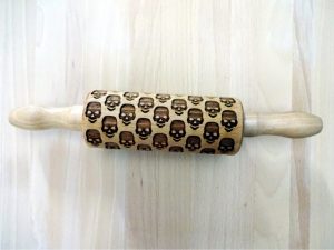 p 2 0 4 0 2040 SKULLS kids rolling pin