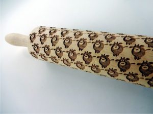 p 2 0 7 8 2078 FUNNY BULLS Embossing Rolling Pin