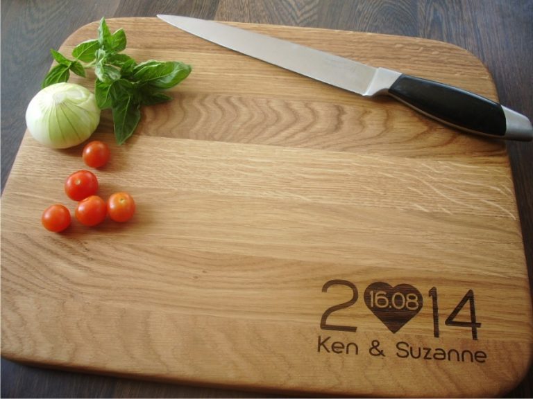 p 2 2 1 6 2216 Personalized cutting board
