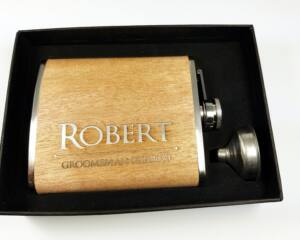 Light wood hip flask - 7 oz.