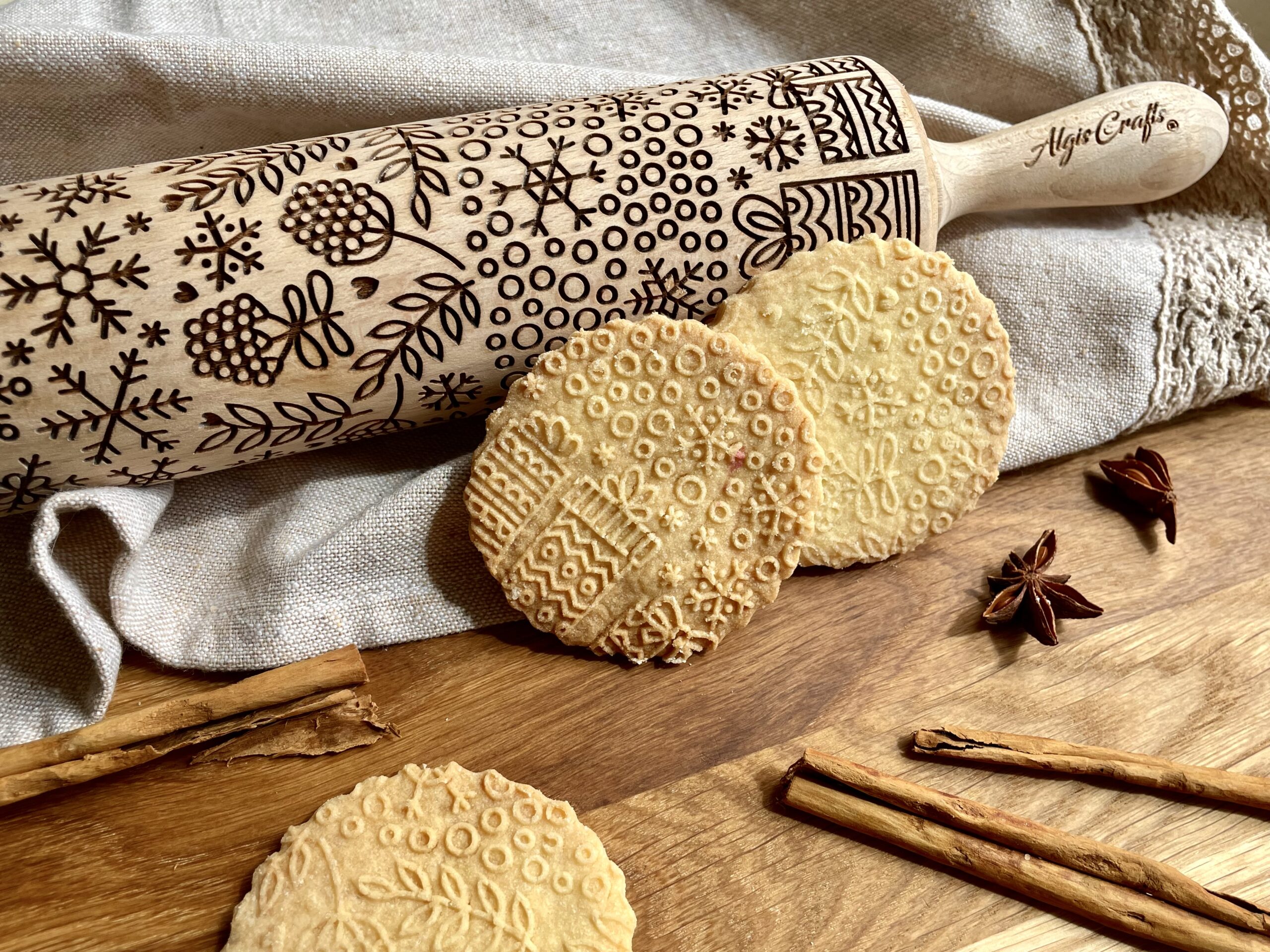 Christmas Embossed Rolling Pin –